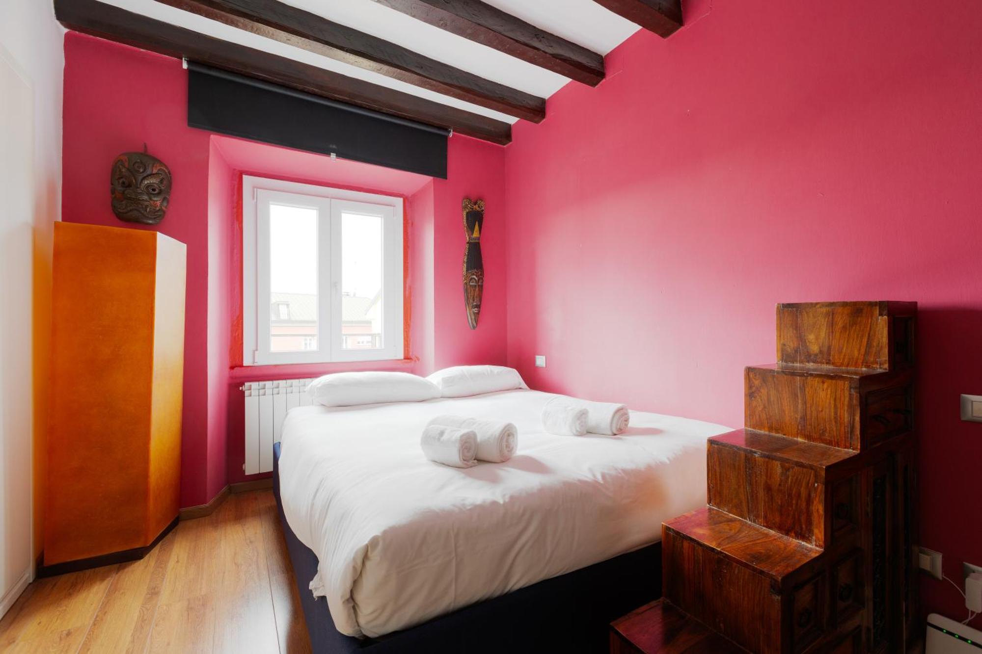 Appartamento Colonne Di San Lorenzo - Colorful Apartment!